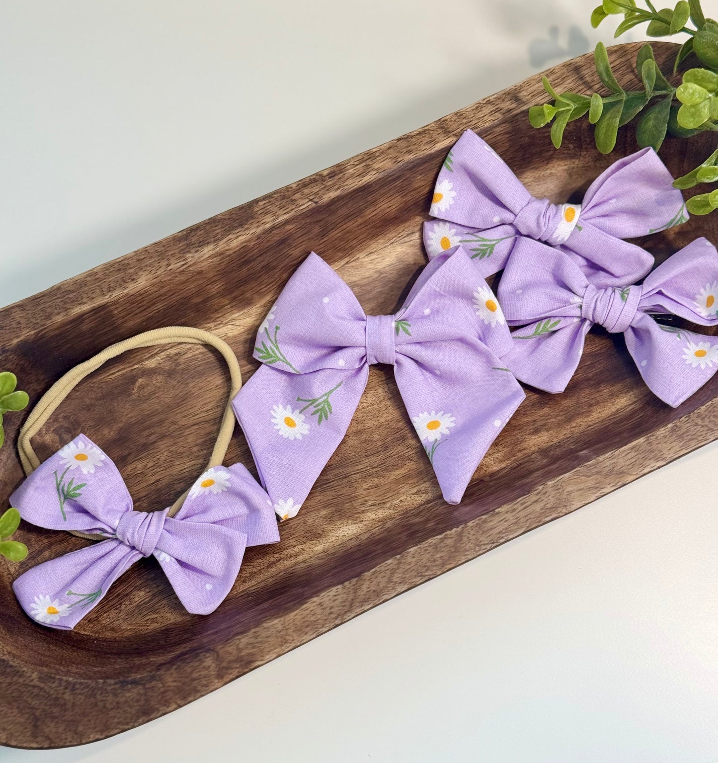 Daisy Dream Bow