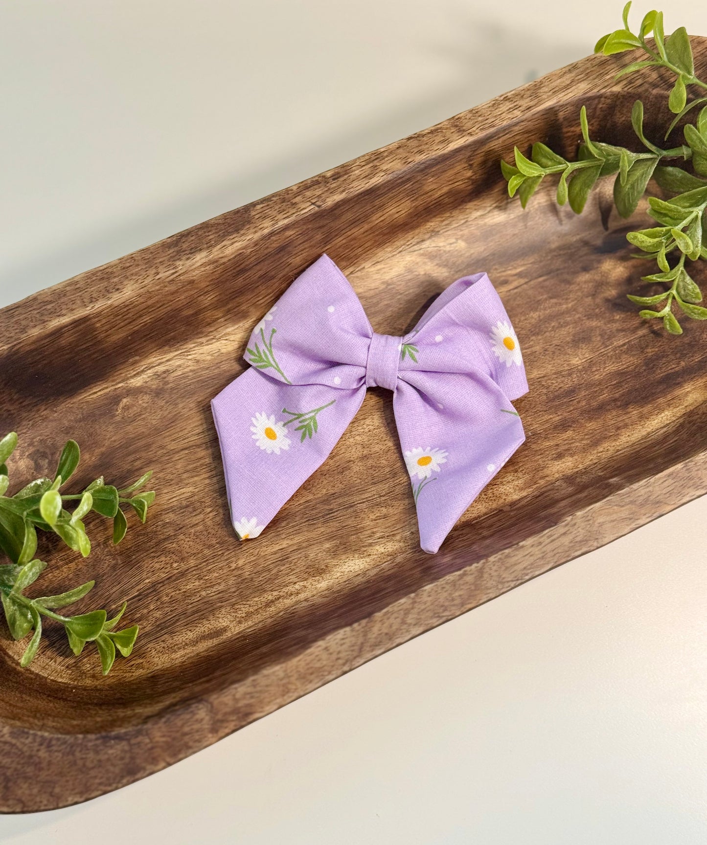 Daisy Dream Bow